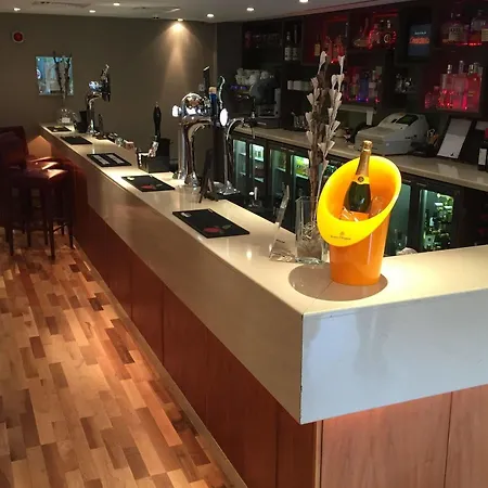 Doubletree By Hilton Park Hotel