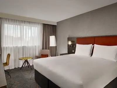 Doubletree By Hilton Park Hotel